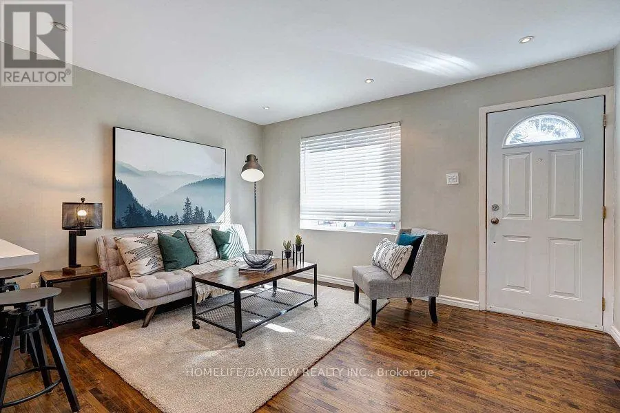 MAIN - 66 SQUIRES AVENUE