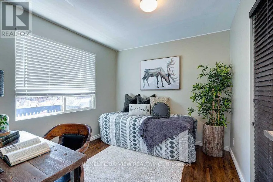 MAIN - 66 SQUIRES AVENUE