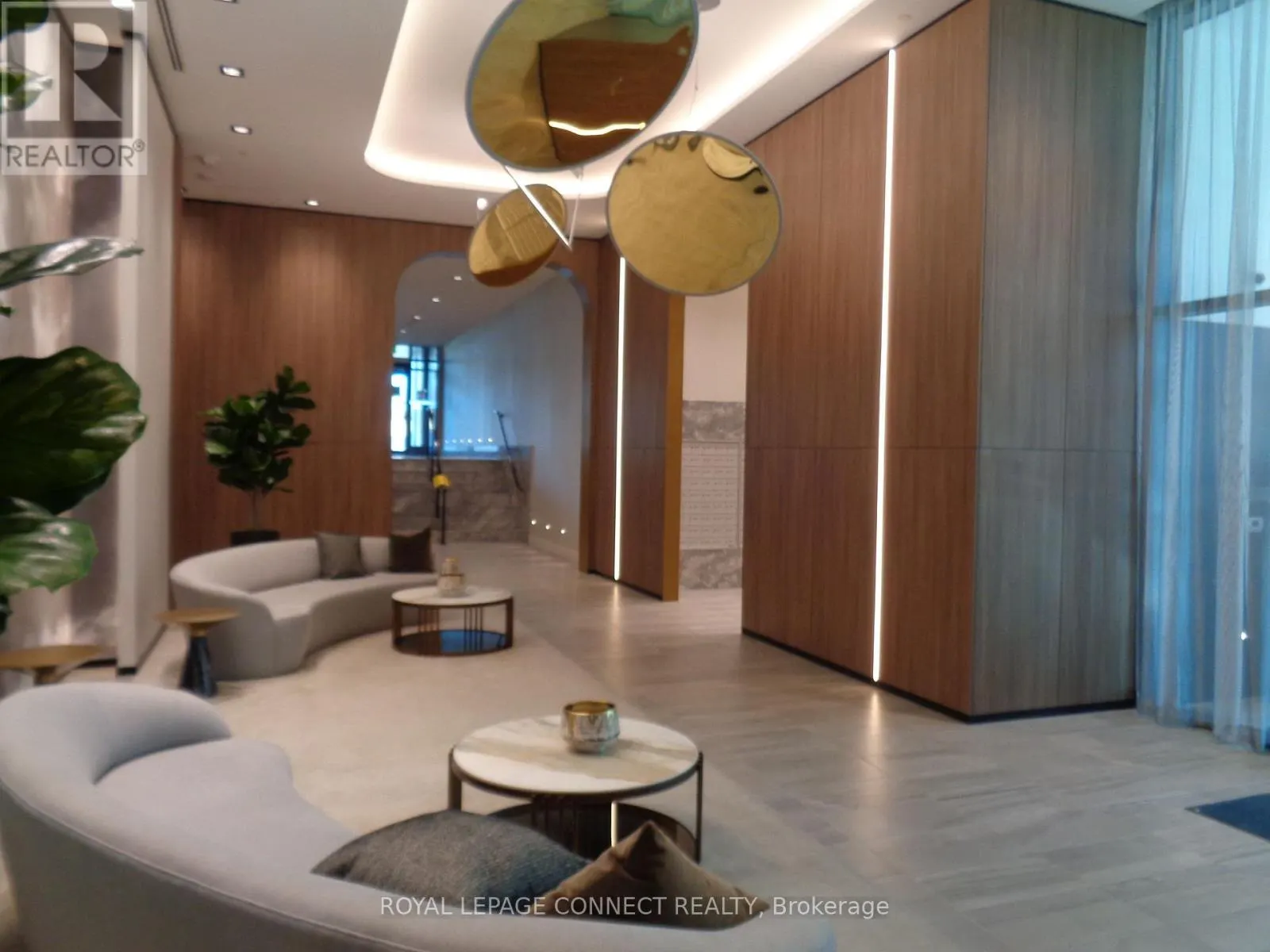 1802 - 1435 CELEBRATION DRIVE