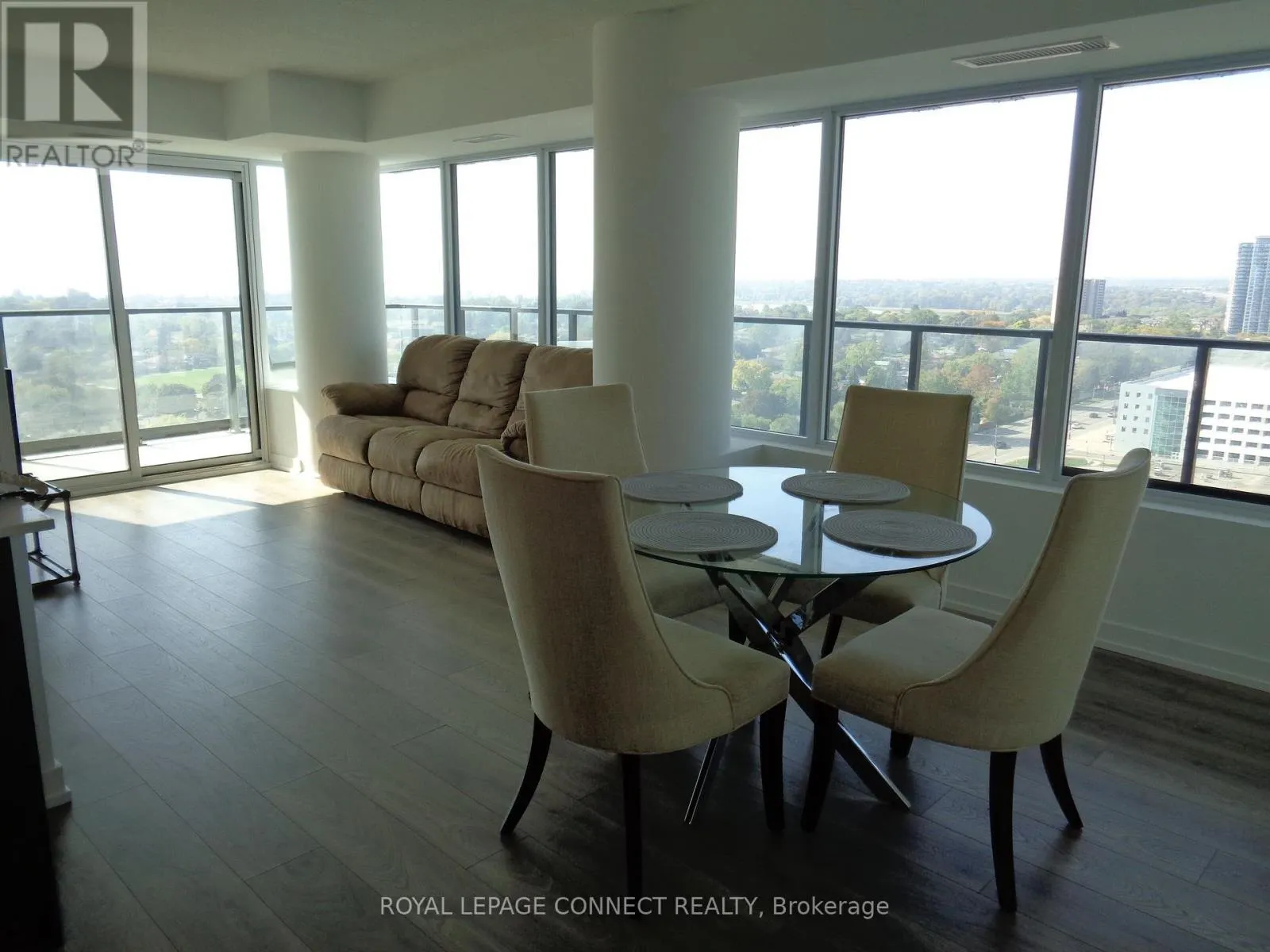 1802 - 1435 CELEBRATION DRIVE
