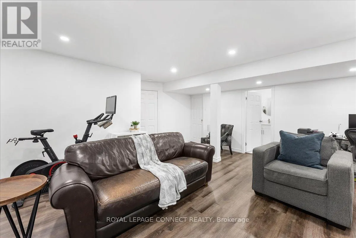 1800 SHADYBROOK DRIVE