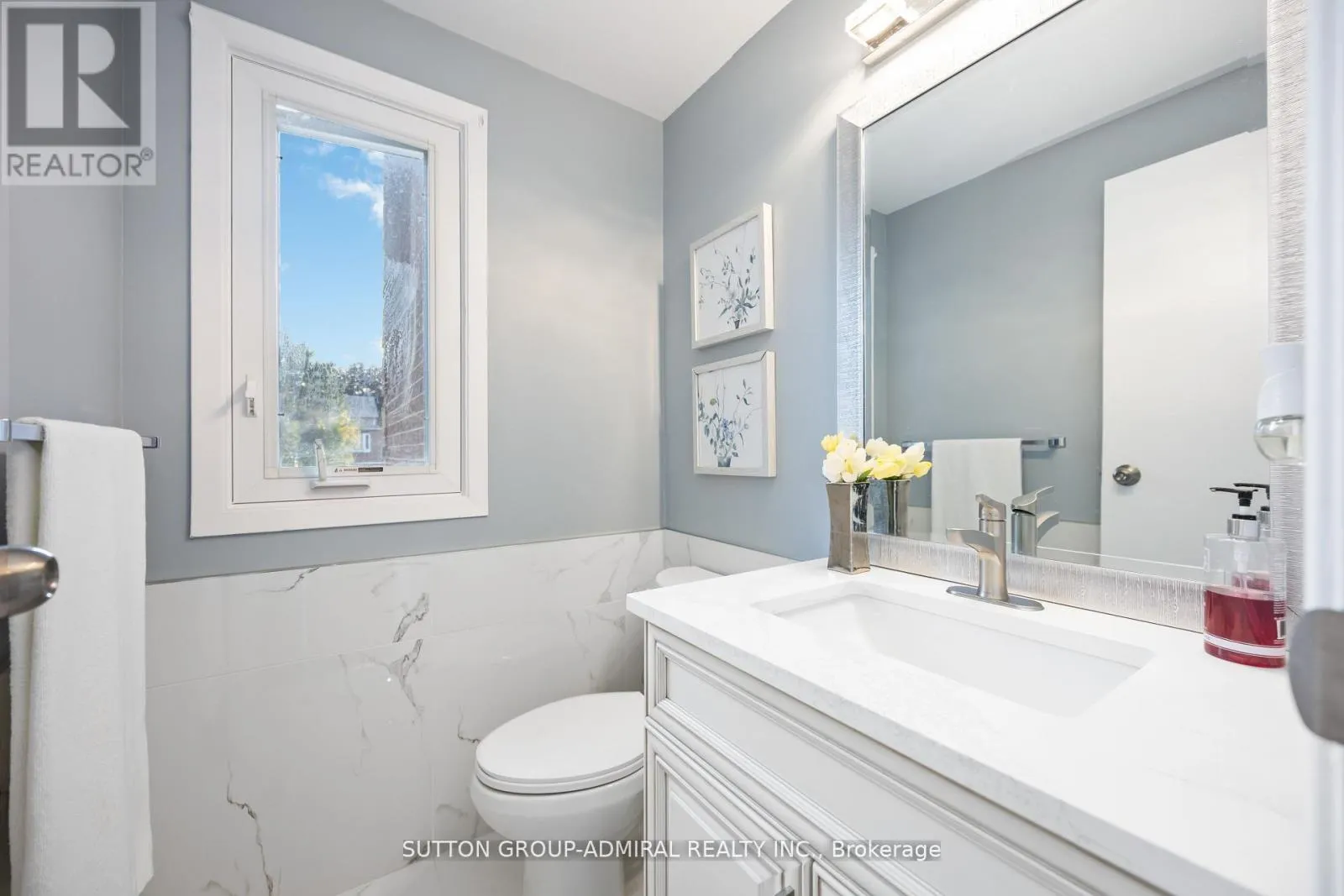 12 TILBURN PLACE