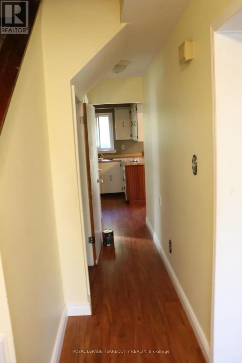 34 IVANIC COURT