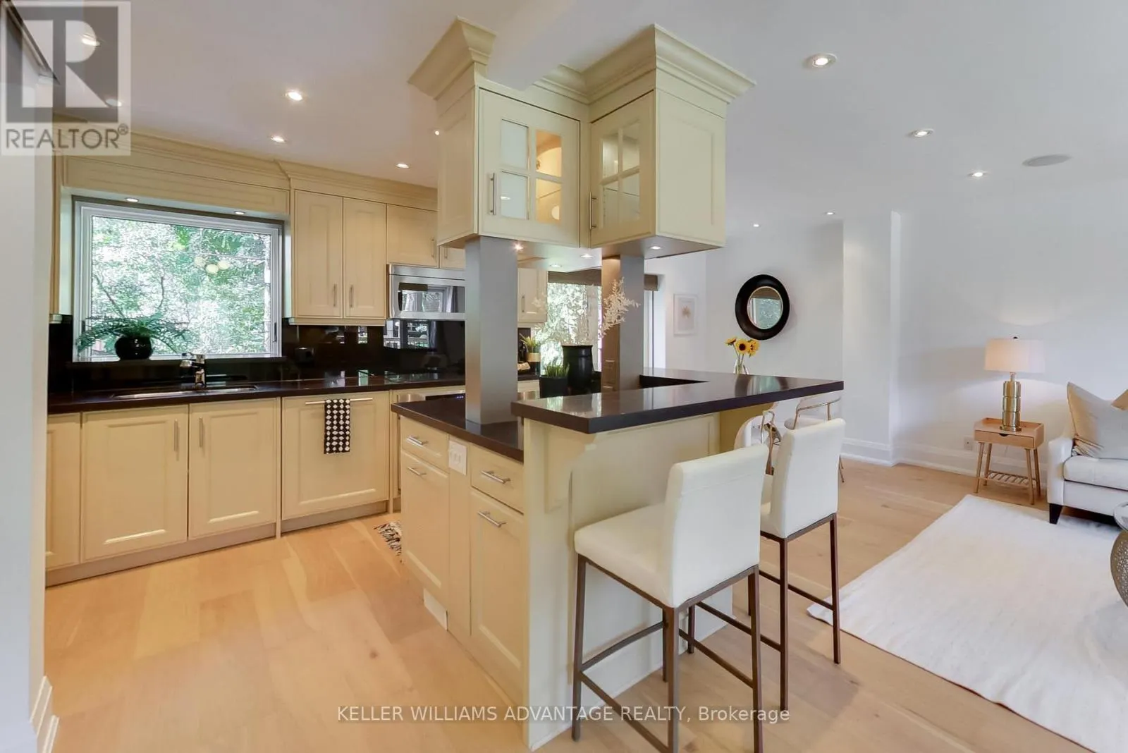 28 AVALON BOULEVARD