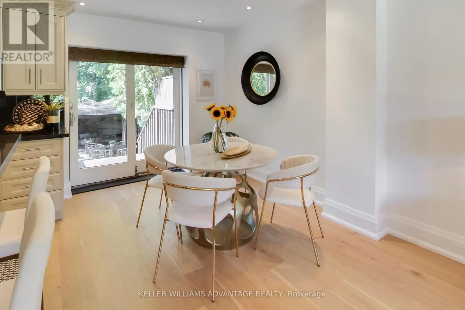 28 AVALON BOULEVARD