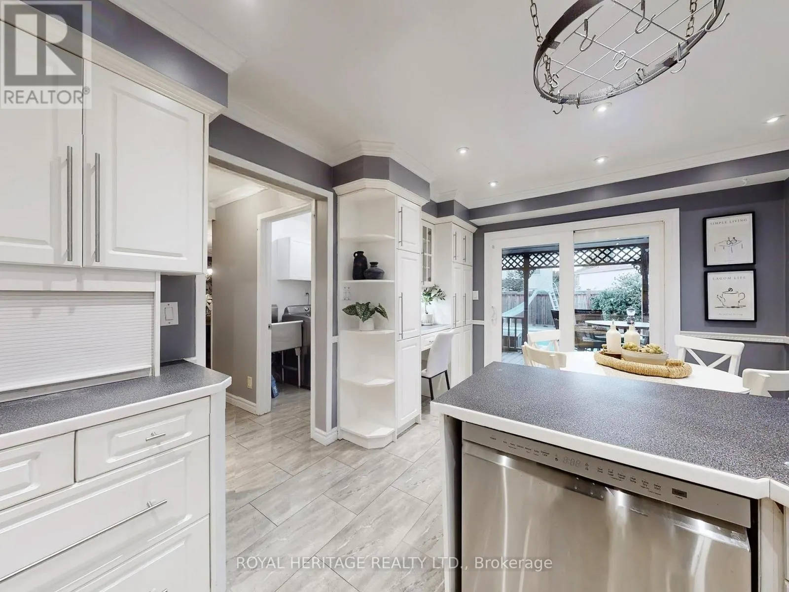 138 WILLIAM STEPHENSON DRIVE
