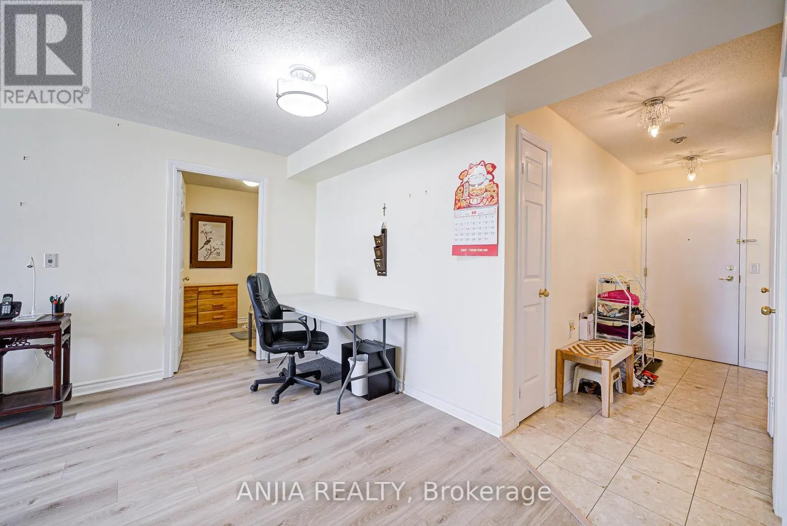 1705 - 2627 MCCOWAN ROAD
