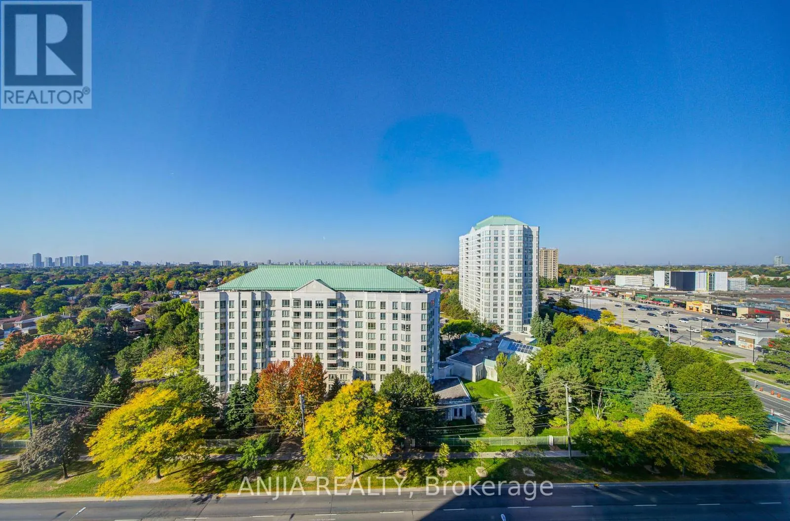1705 - 2627 MCCOWAN ROAD