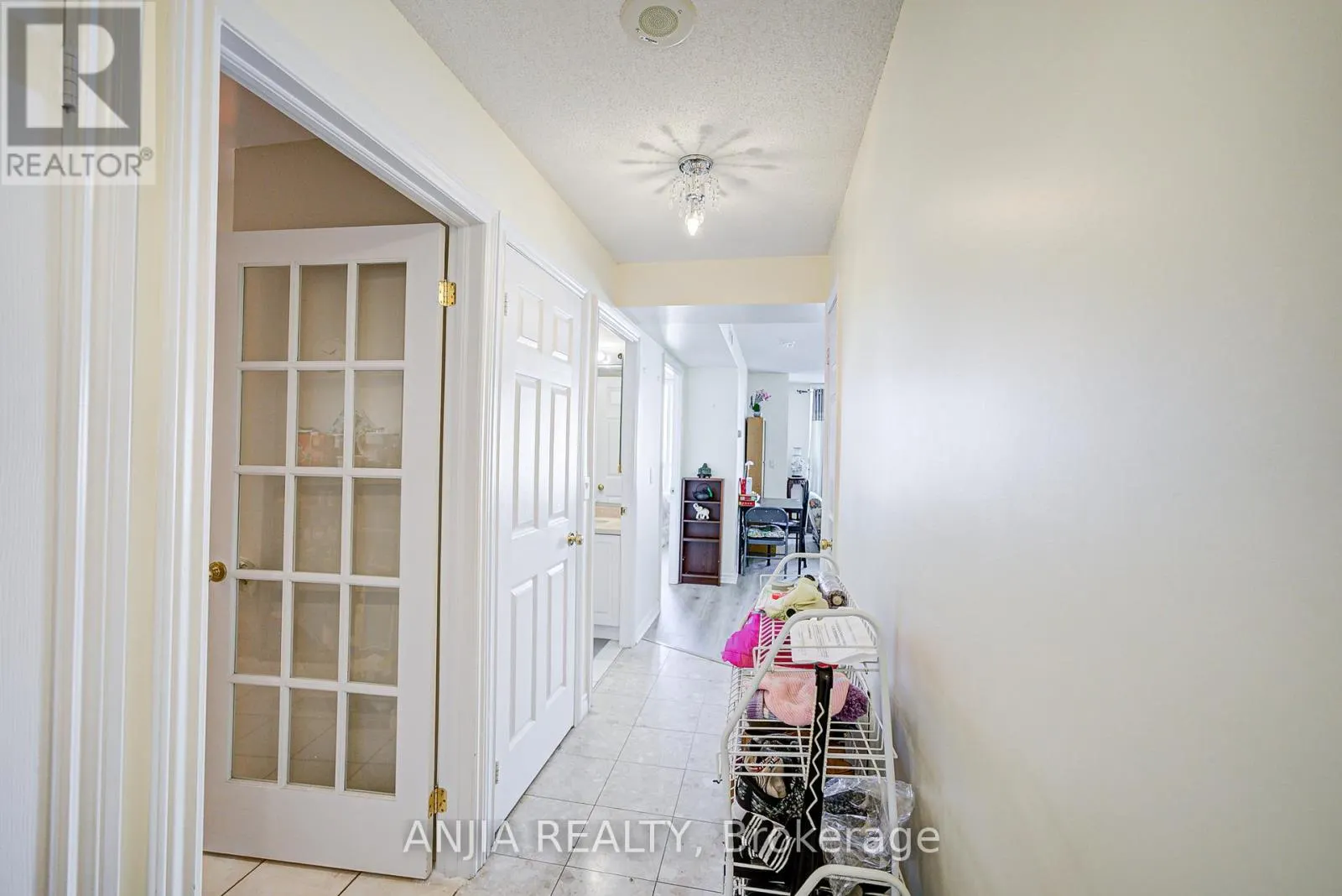 1705 - 2627 MCCOWAN ROAD