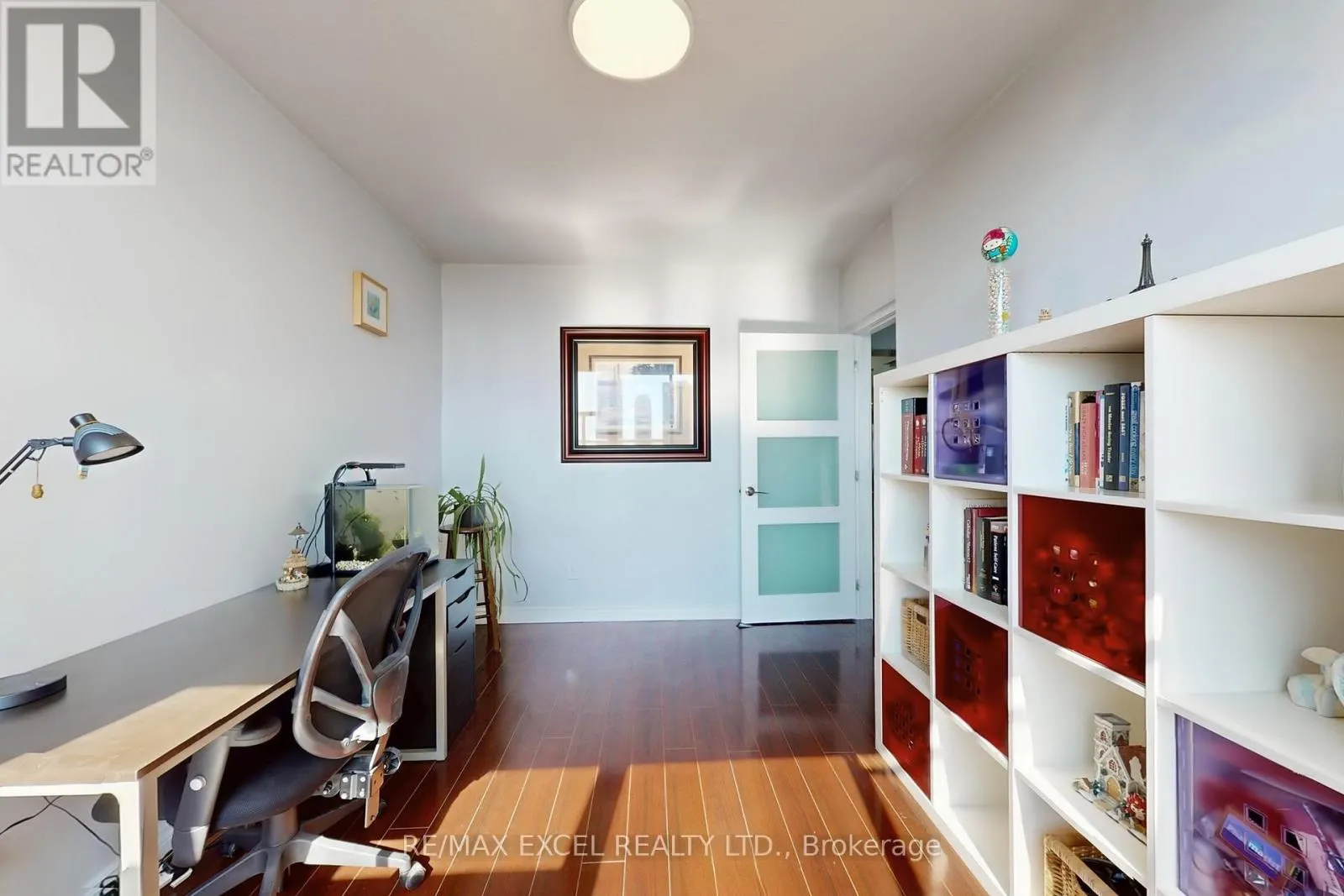 1708 - 4101 SHEPPARD AVENUE E