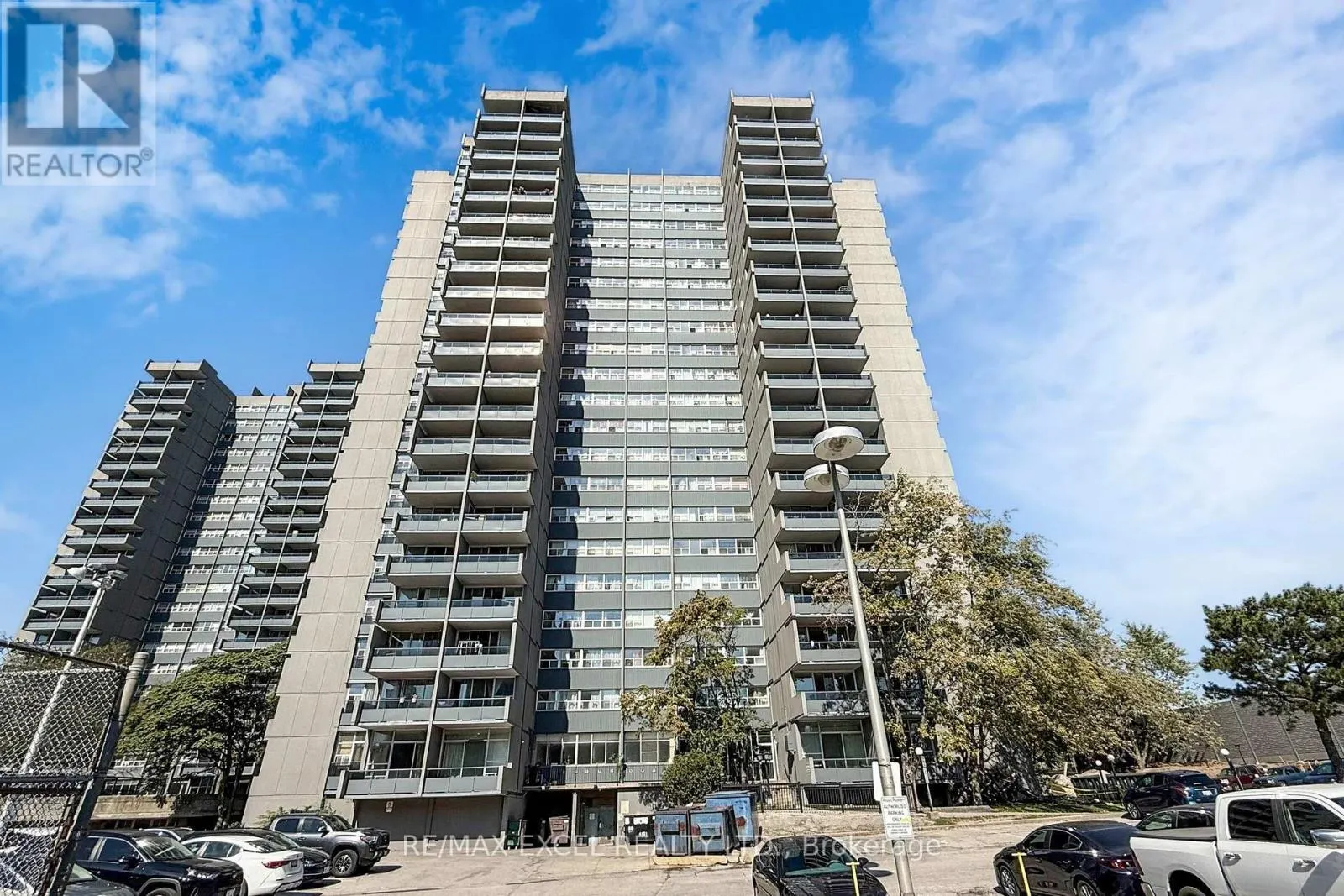 1708 - 4101 SHEPPARD AVENUE E