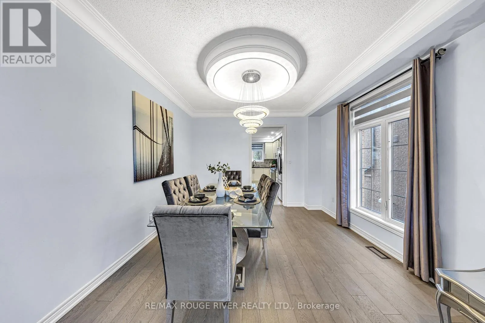8 ST PHILIP COURT