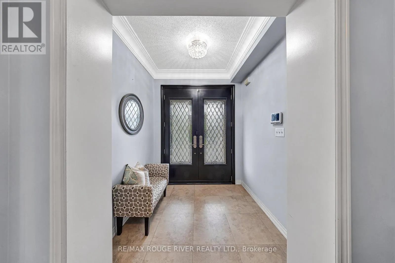 8 ST PHILIP COURT