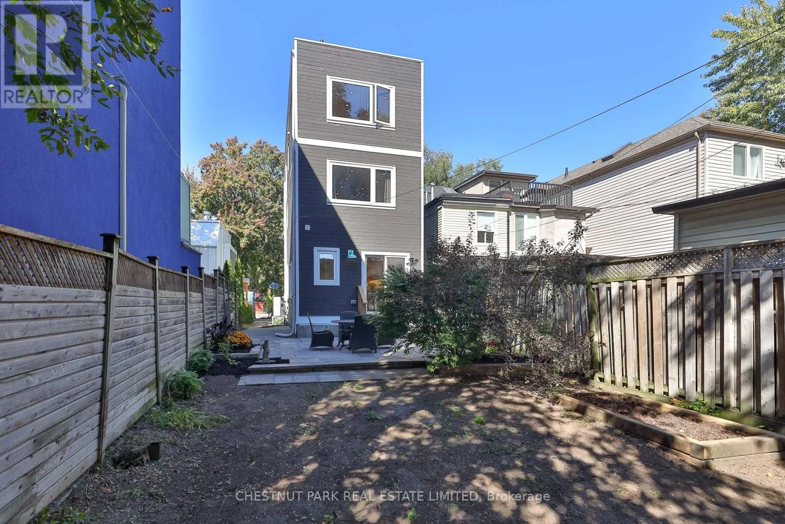 5 MINTO STREET
