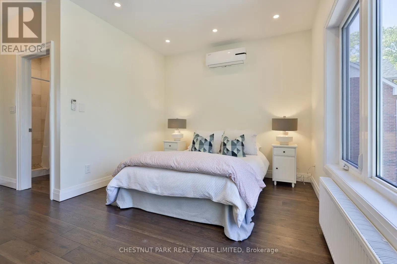 5 MINTO STREET