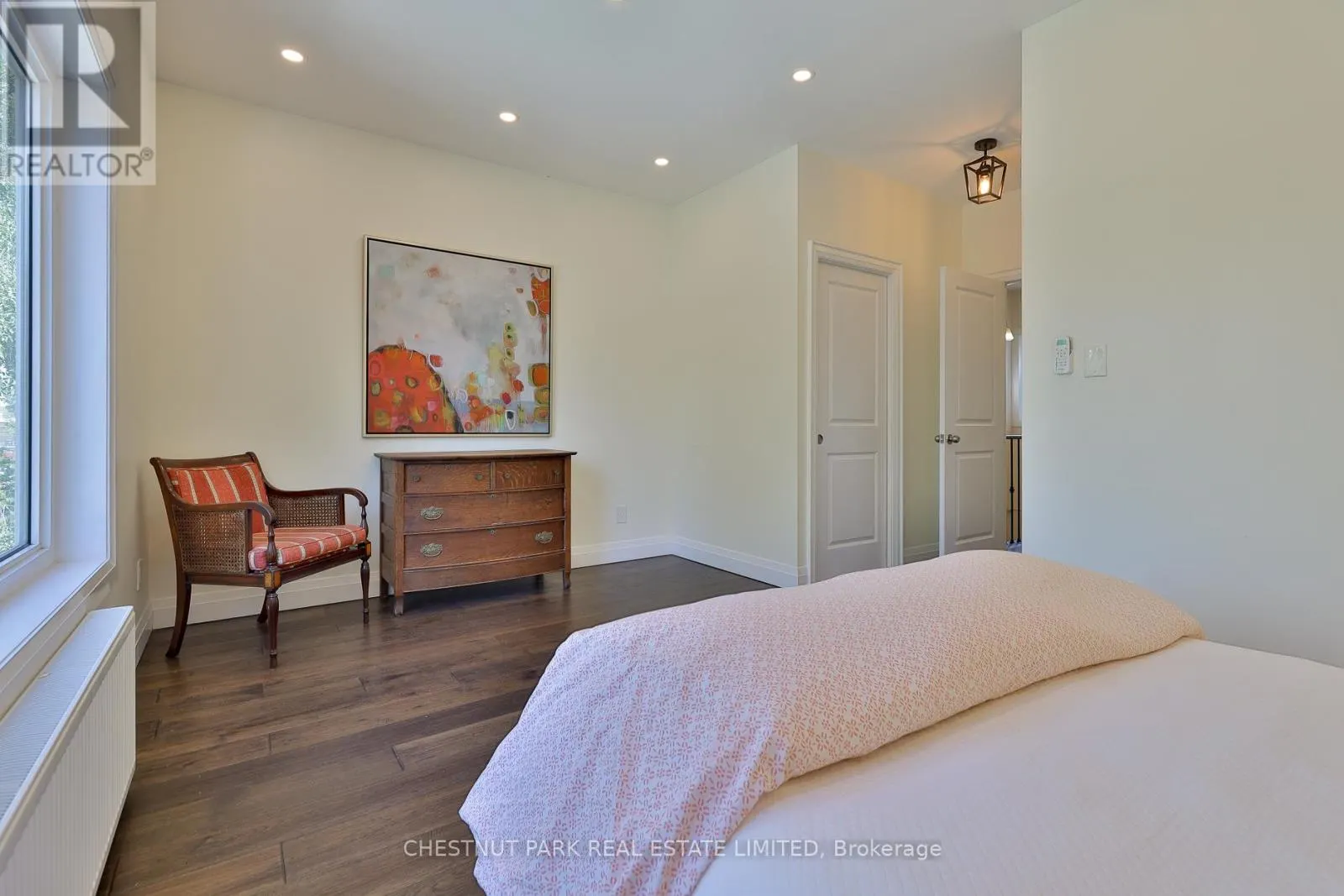 5 MINTO STREET