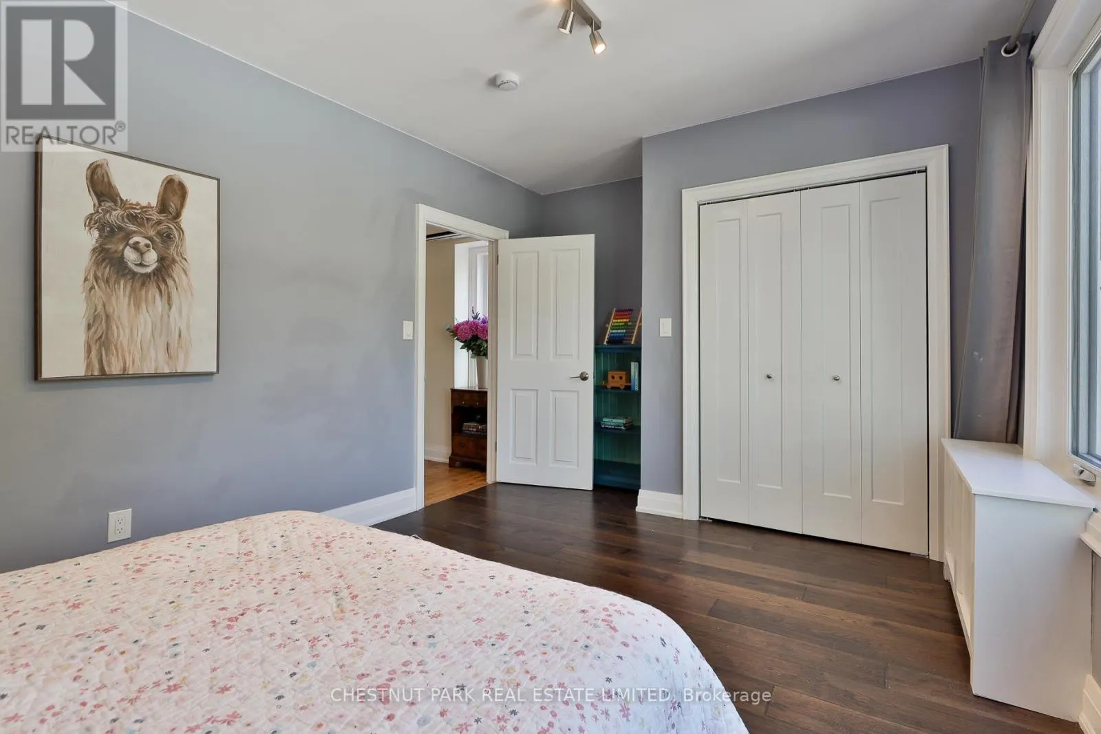 5 MINTO STREET