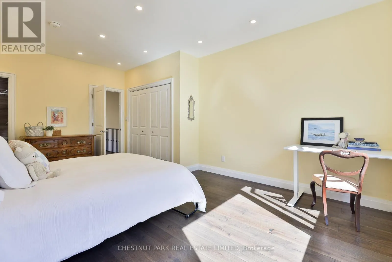 5 MINTO STREET