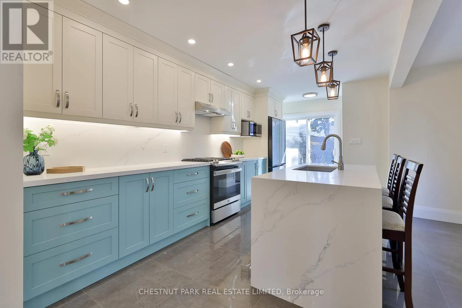 5 MINTO STREET