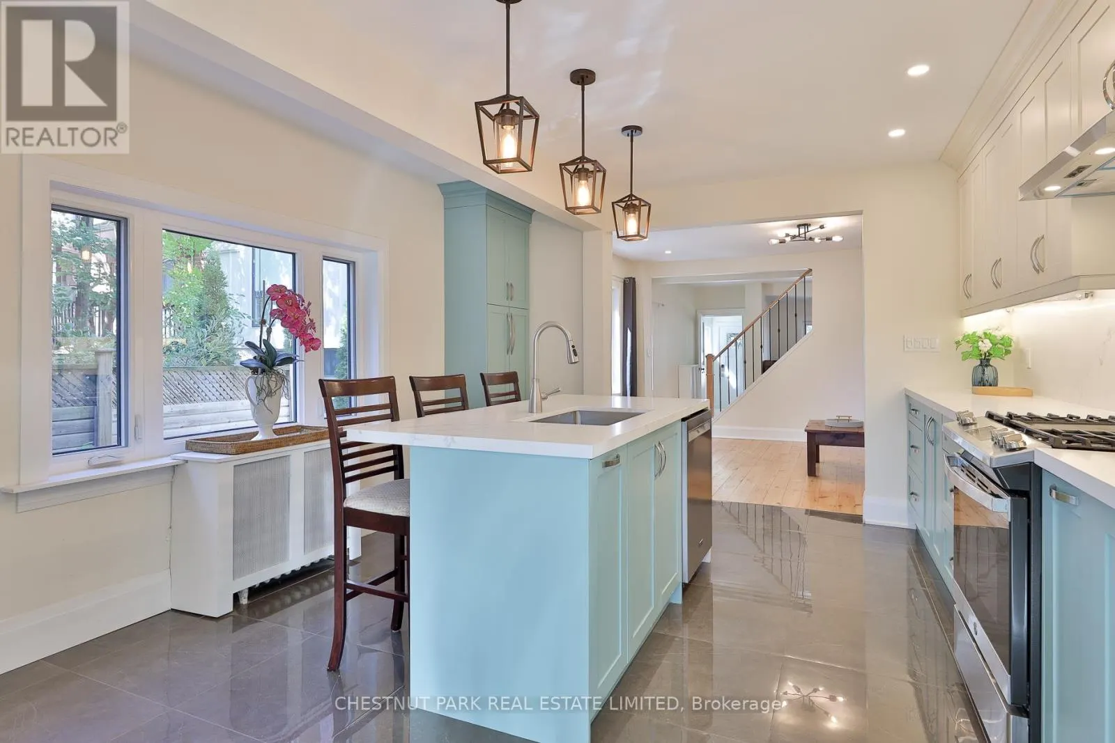 5 MINTO STREET