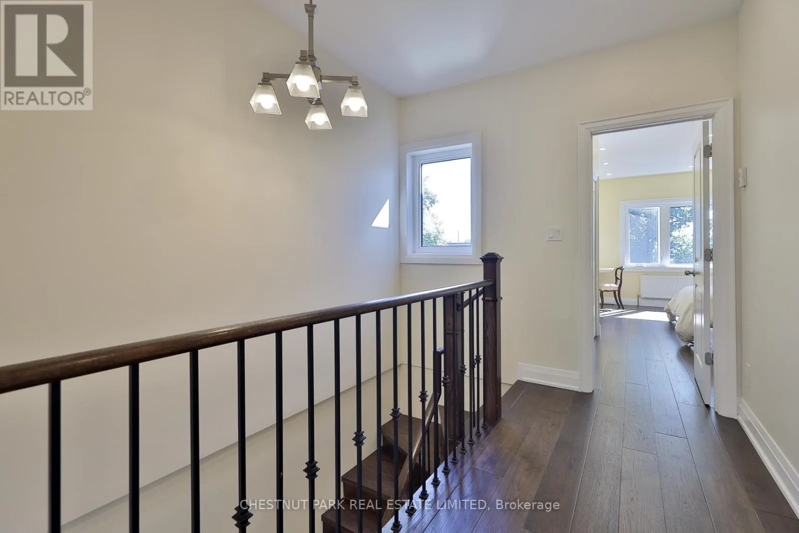 5 MINTO STREET