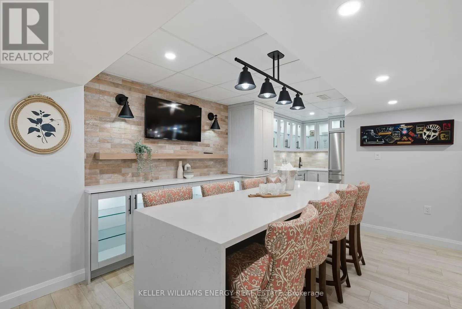 42 YACHT DRIVE