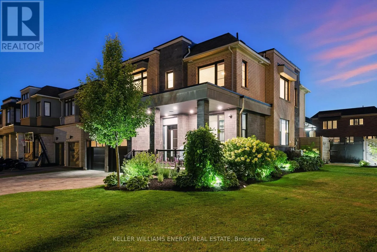 42 YACHT DRIVE