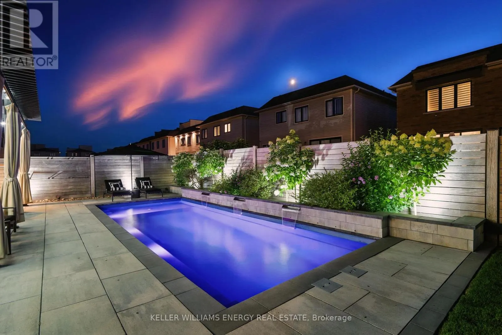 42 YACHT DRIVE