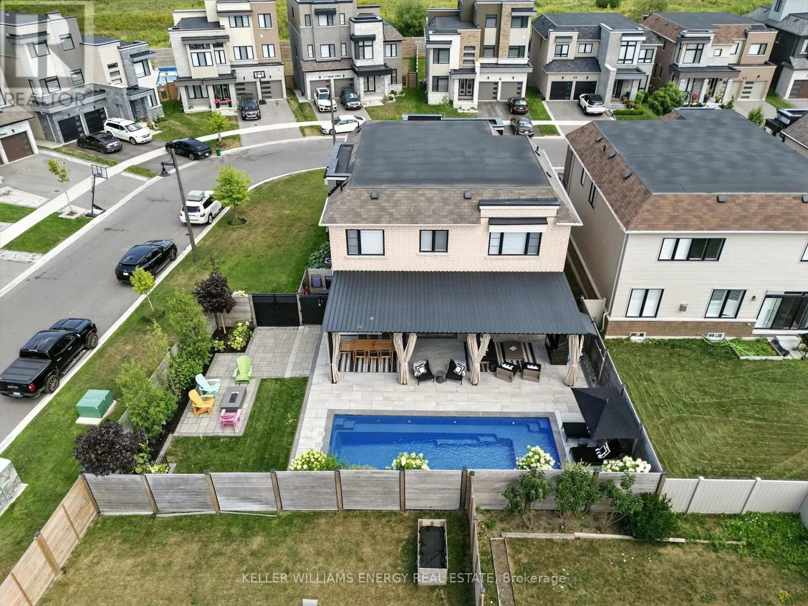 42 YACHT DRIVE