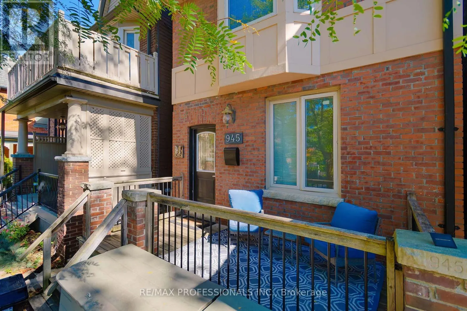 945 LOGAN AVENUE