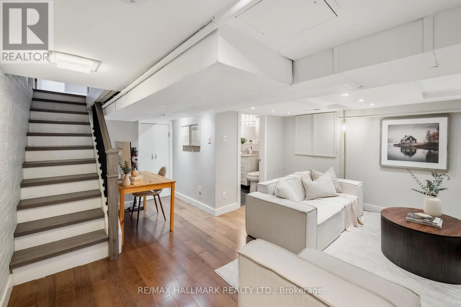 1 HEYWORTH CRESCENT