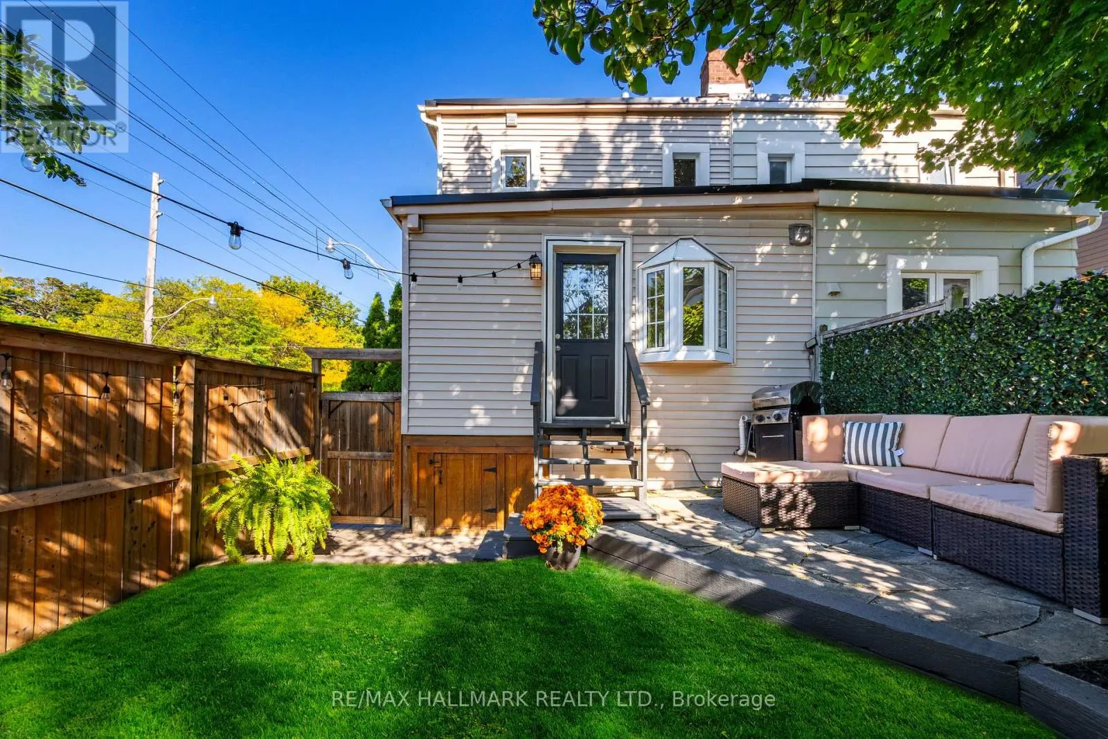 1 HEYWORTH CRESCENT
