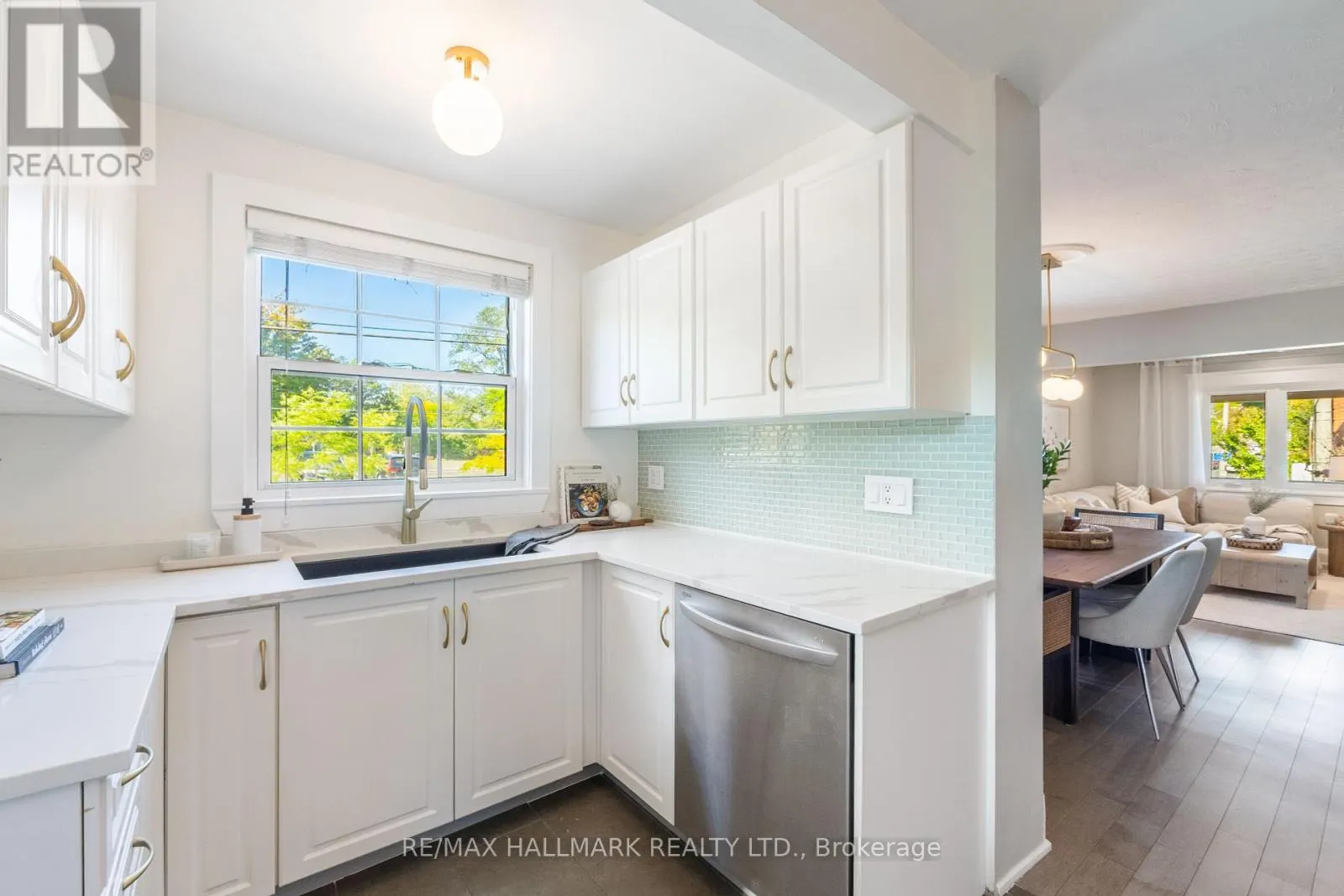 1 HEYWORTH CRESCENT