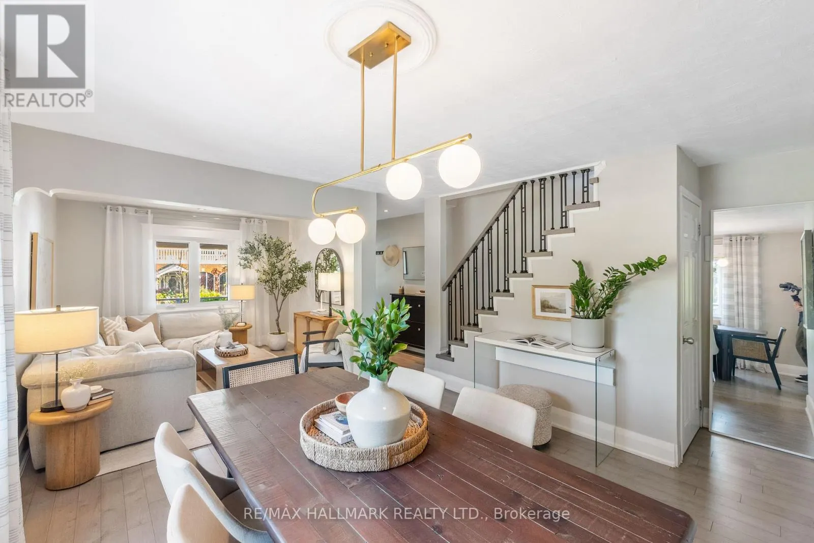 1 HEYWORTH CRESCENT