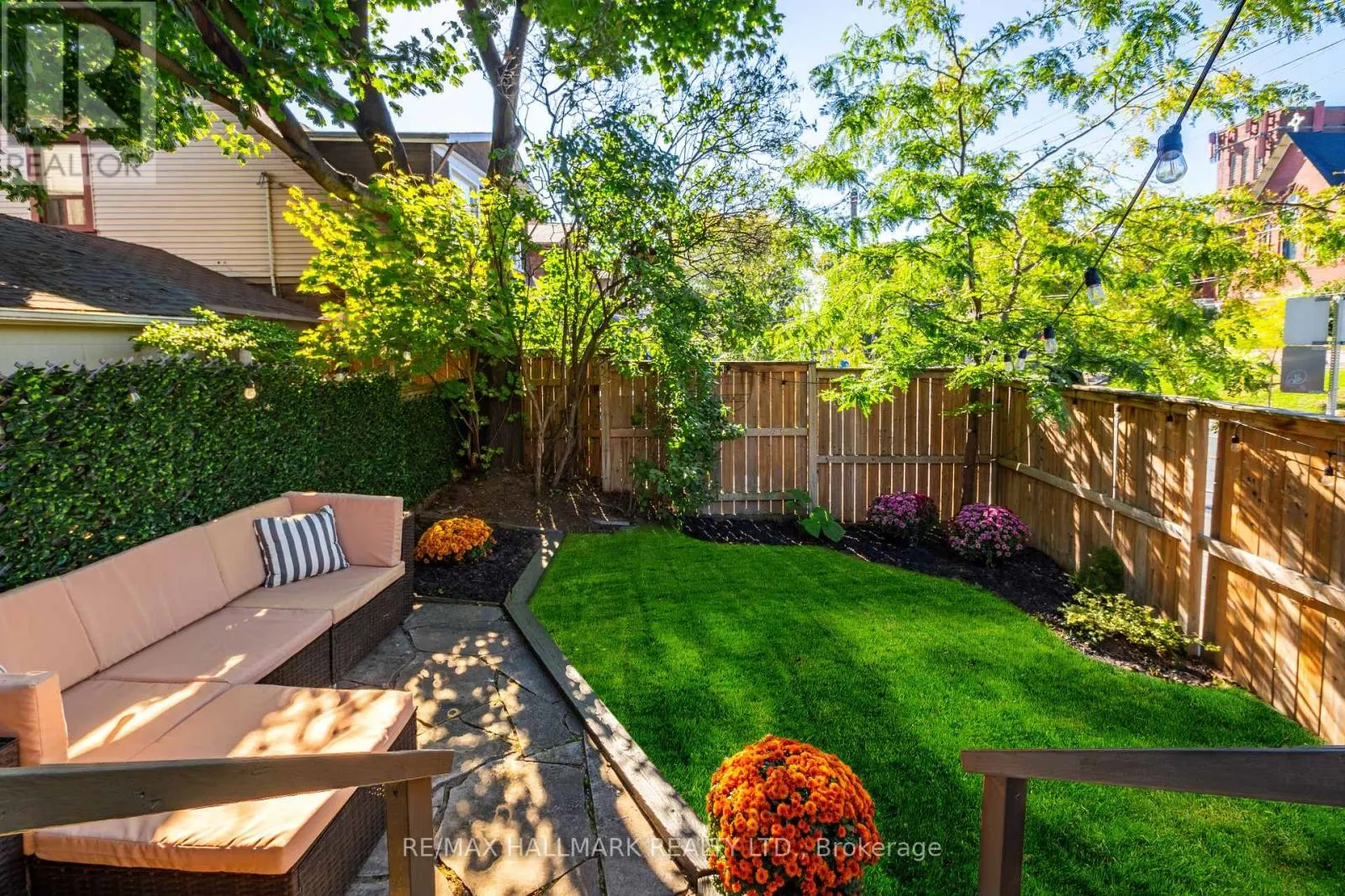 1 HEYWORTH CRESCENT