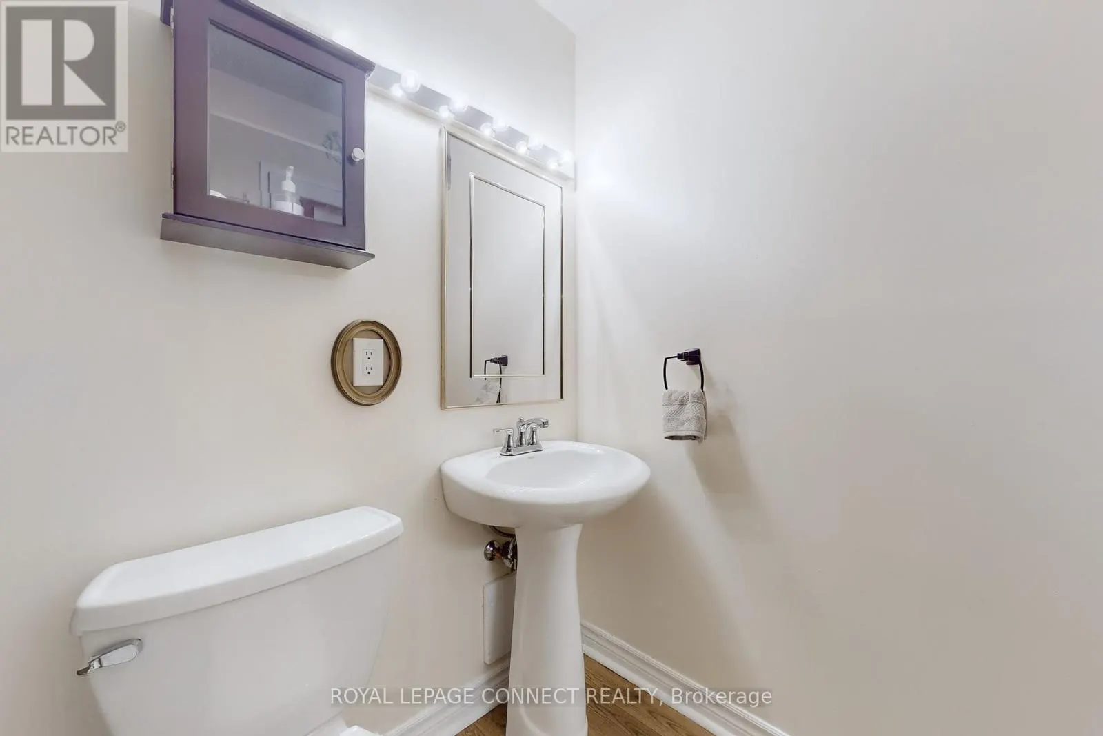5-213 - 50 OLD KINGSTON ROAD