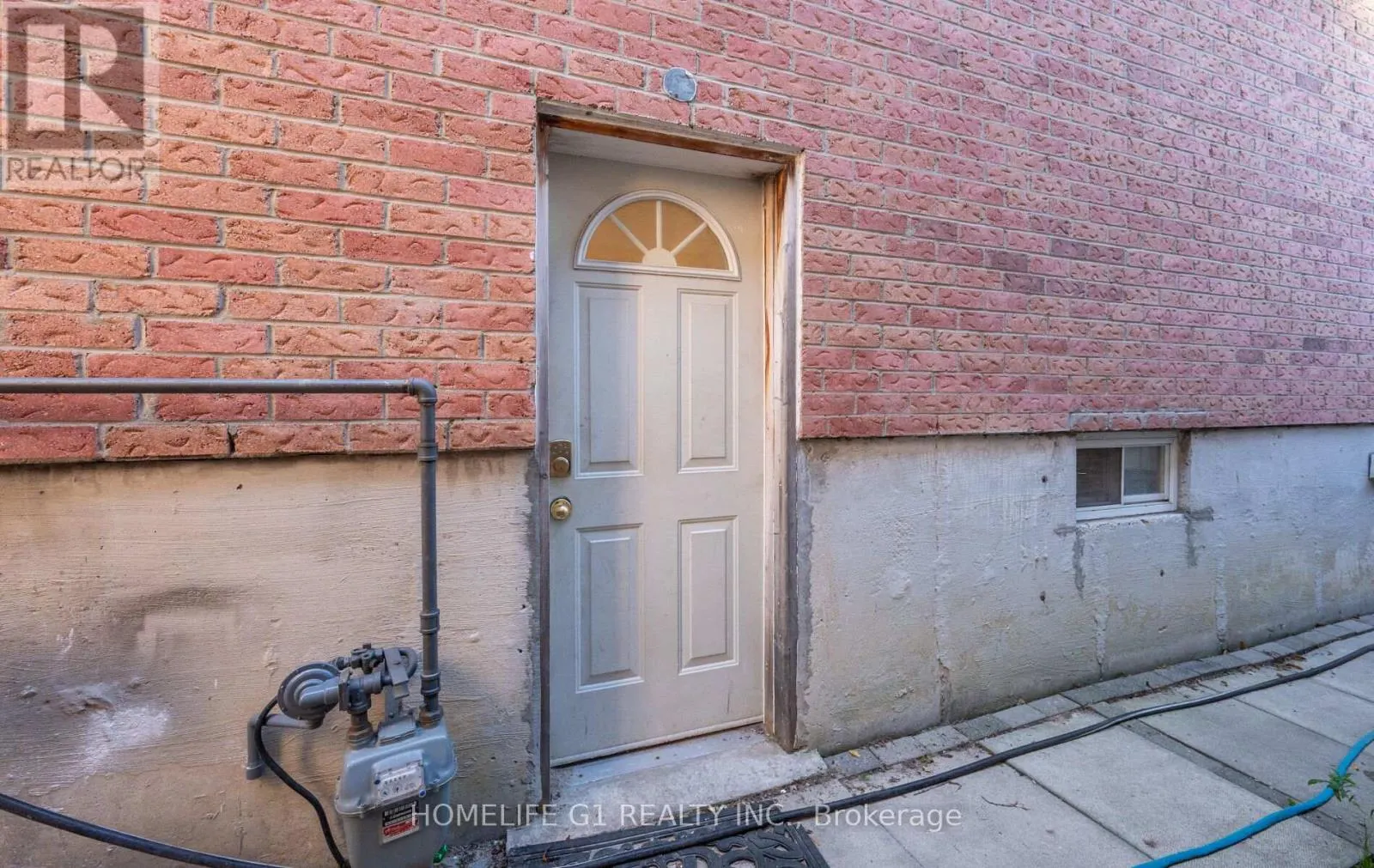 1665 TAWNBERRY STREET