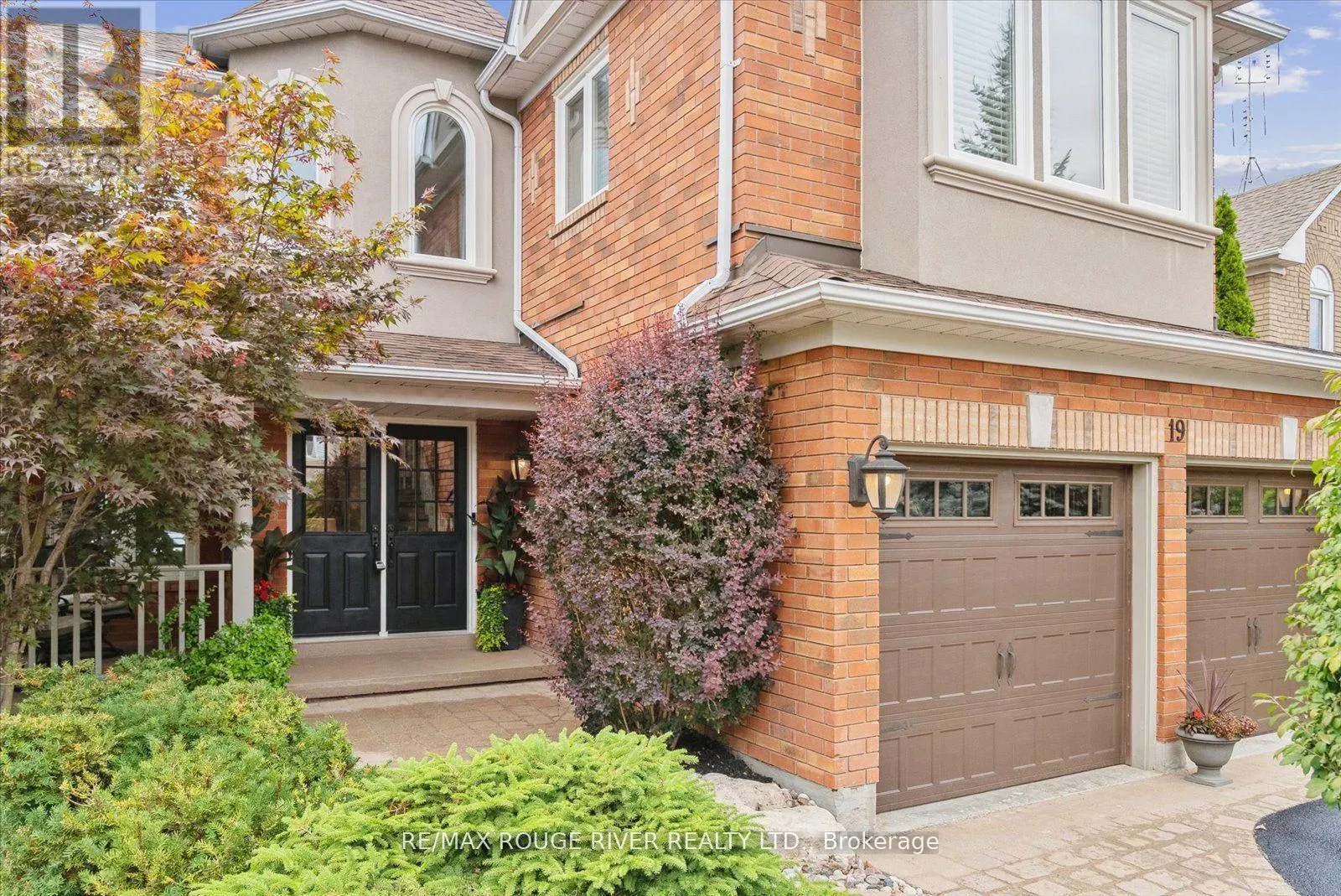 19 GILCHRIST COURT
