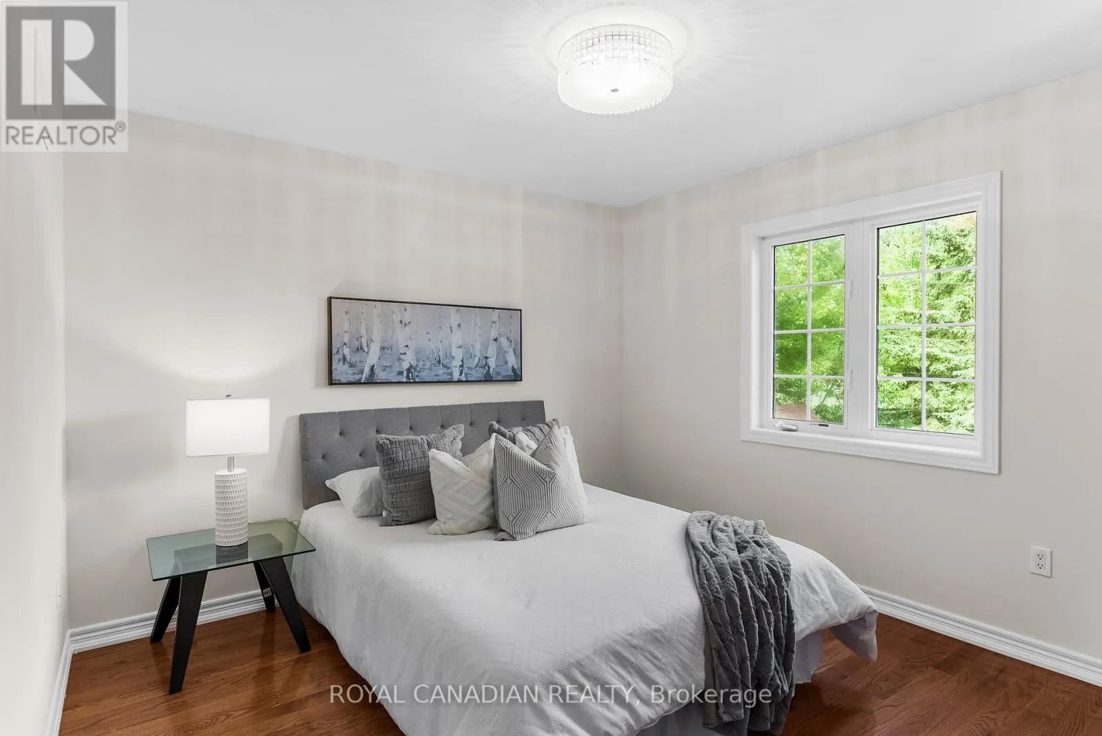 70 MORLAND CRESCENT