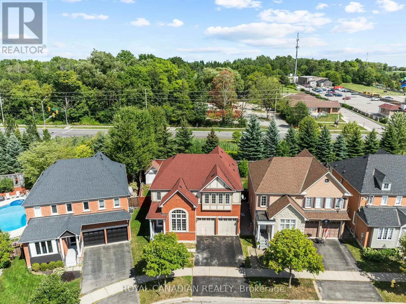 70 MORLAND CRESCENT