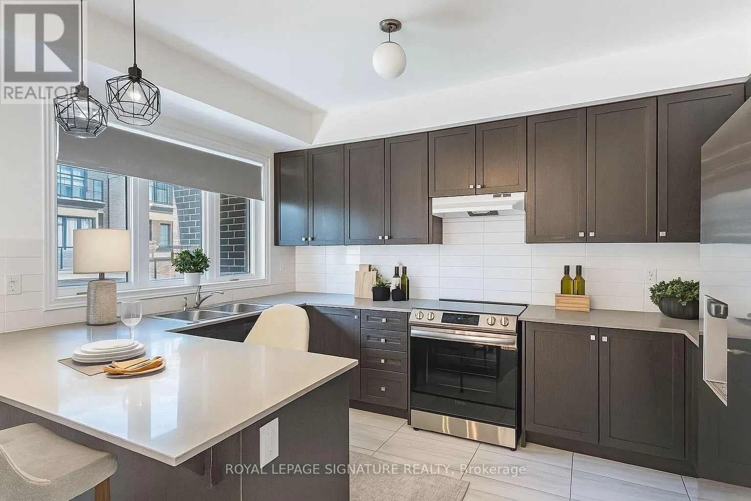 28 DOCKSIDE WAY