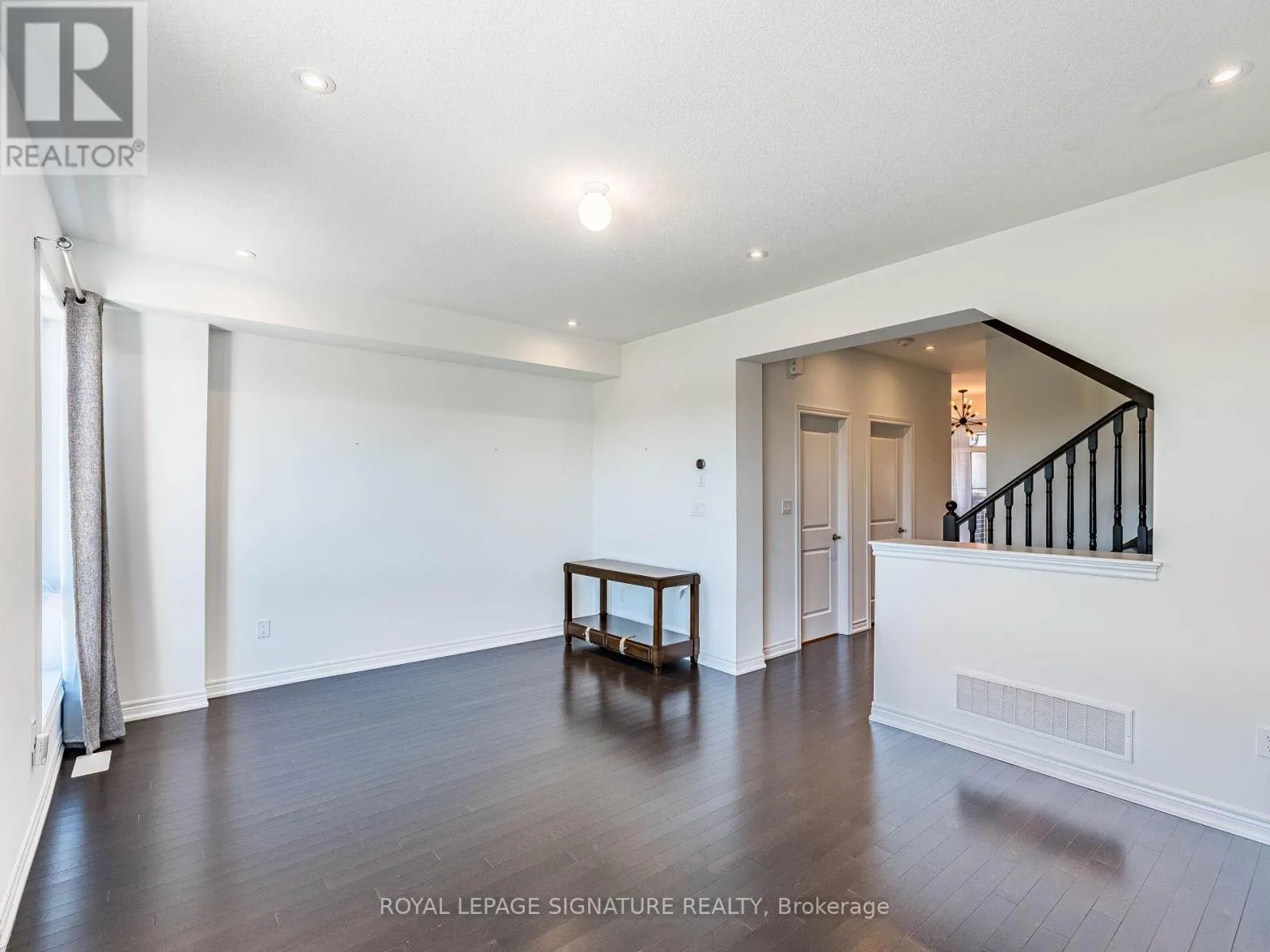 28 DOCKSIDE WAY