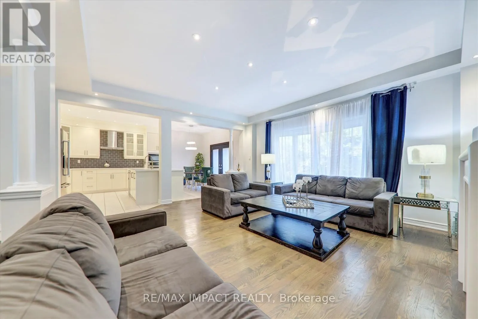 2 WHITBREAD CRESCENT