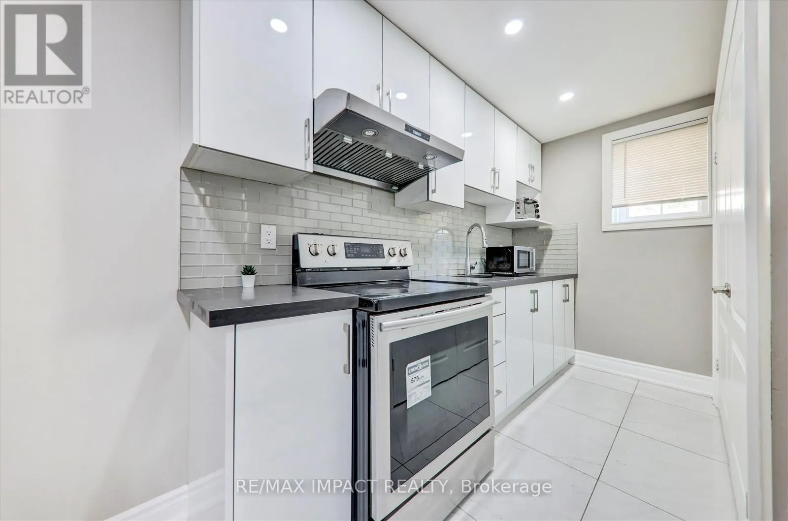 2 WHITBREAD CRESCENT
