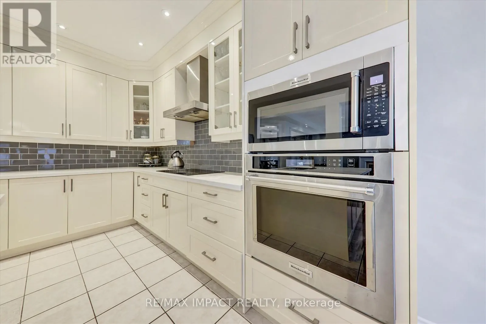 2 WHITBREAD CRESCENT