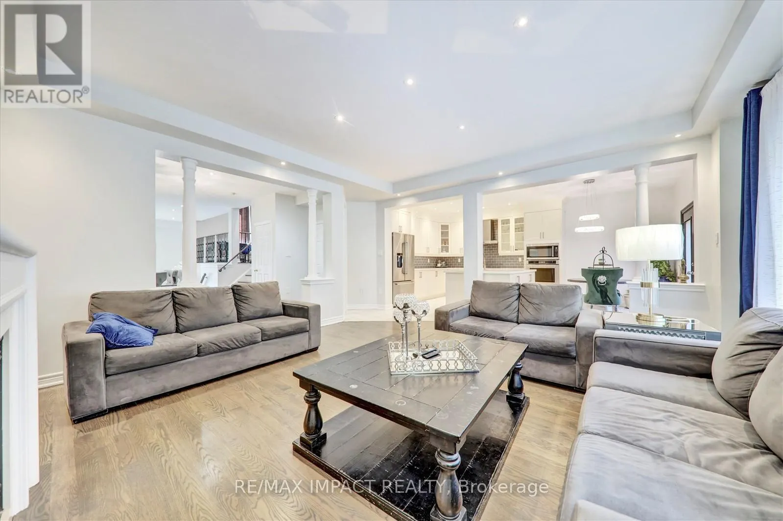2 WHITBREAD CRESCENT