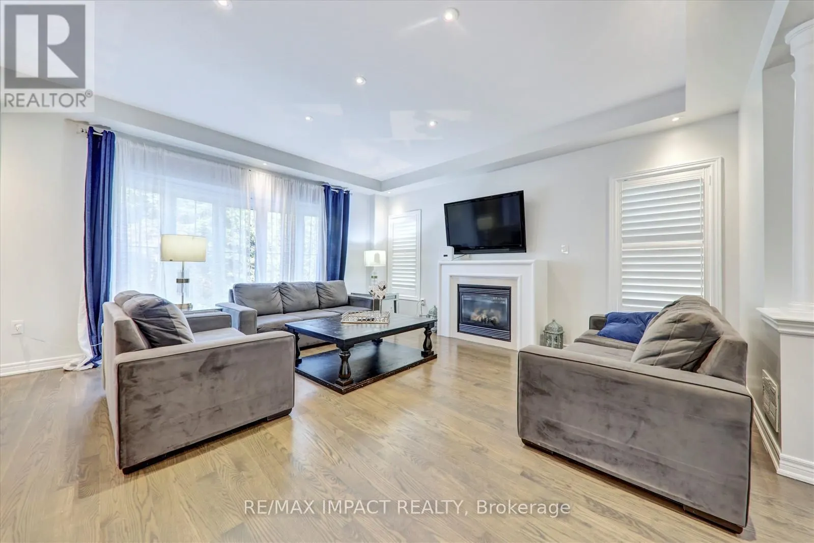 2 WHITBREAD CRESCENT
