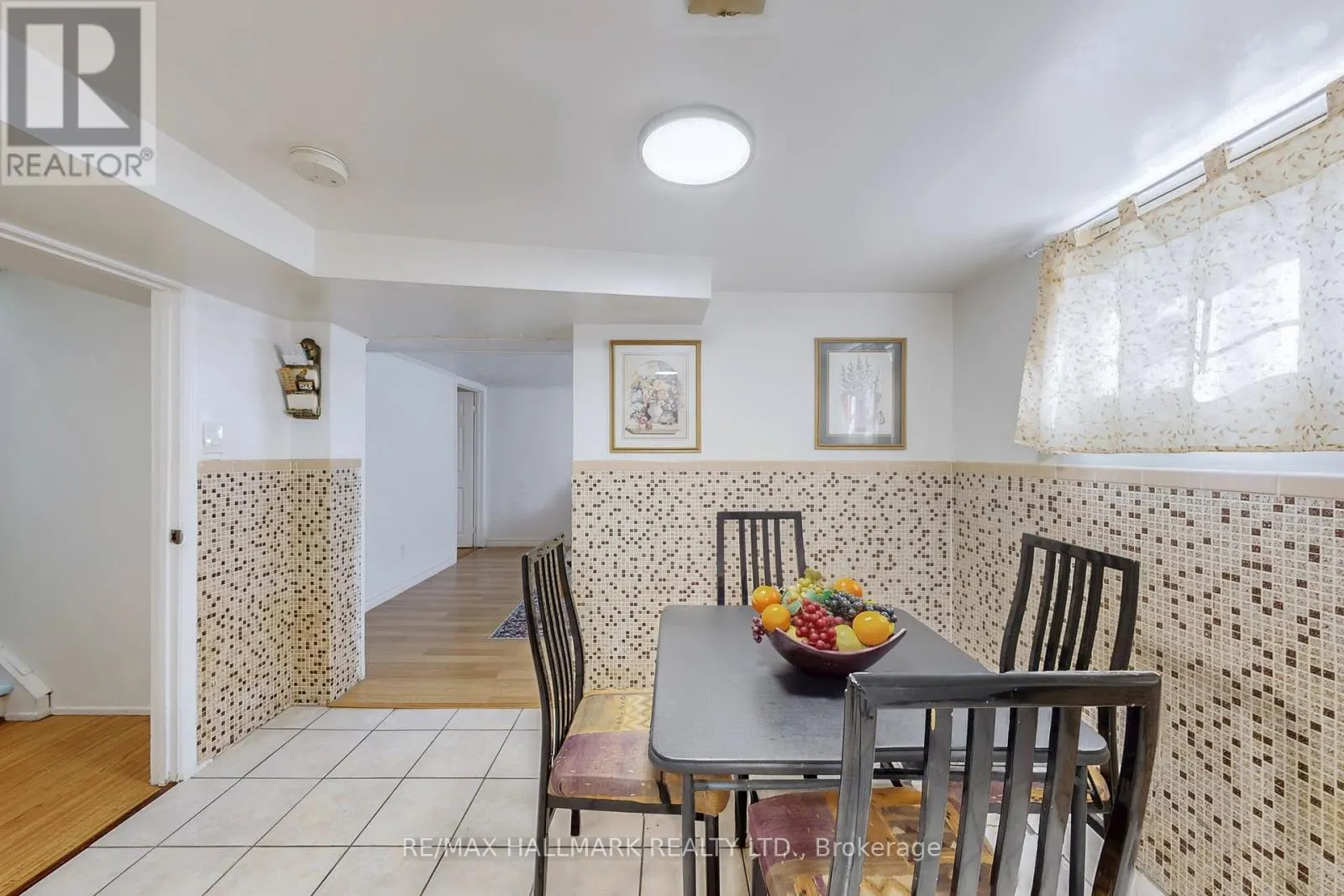 1393 BIRCHMOUNT ROAD