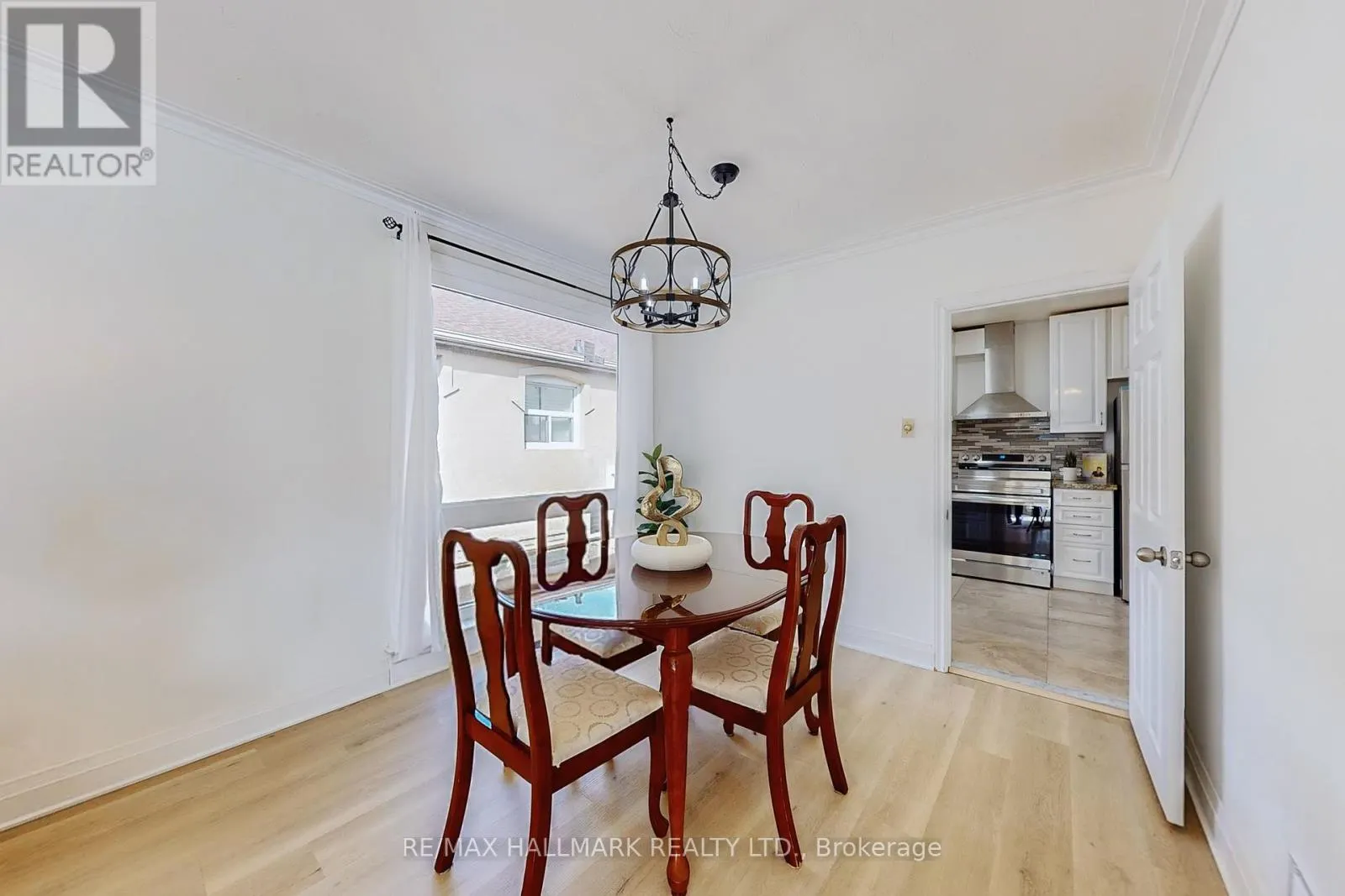 1393 BIRCHMOUNT ROAD