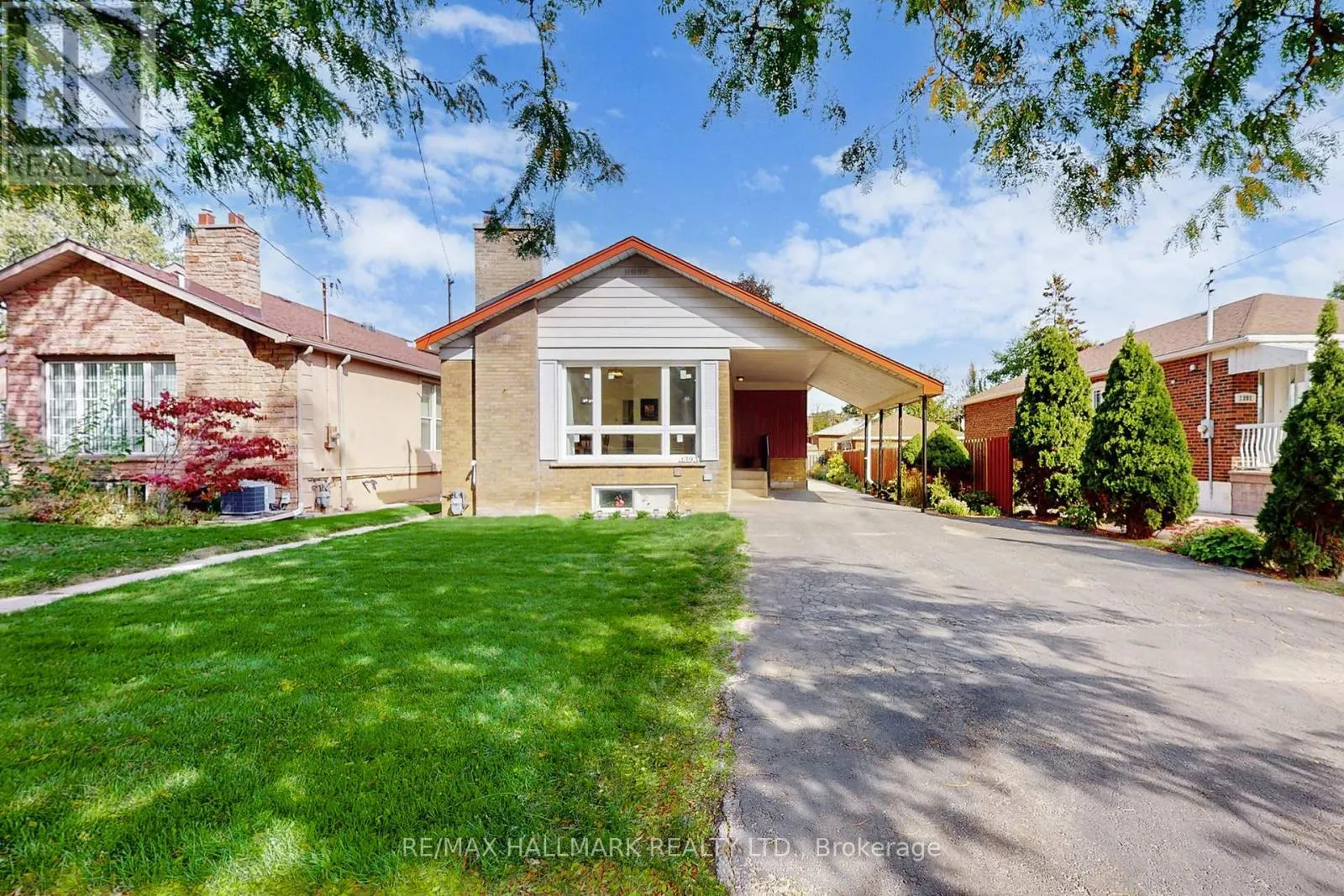 1393 BIRCHMOUNT ROAD